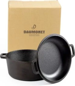 Daumonet Ducasse Gietijzeren Double Use Braadpan - Combi Sudderpan Zwart - 2-in-1 Bak- En Braadpan - PFAS & PFOA Vrij - Rond - Ø 26 Cm - 4,4 Liter - Emaille - Alle Warmtebronnen - Elektrisch - Gas - Halogeen - Inductie - Keramisch -Keuken Accessoires Verkoop 1053x1200