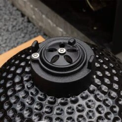 BluMill Kamado BBQ Egg - Kamado 13 Inch - Incl. Vlees Thermometer - Houtskoolbarbecues - Zwart - Ø 27cm -Keuken Accessoires Verkoop 1200x1200 1006