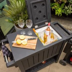 BluMill BBQ Tafel - Inclusief Koelvak 80 Liter - Op Wieltjes - Met Flessenopener - 102 X 46 X 86,5 Cm 25 BluMill BBQ Tafel - Inclusief Koelvak 80 Liter - Op Wieltjes - Met Flessenopener - 102 X 46 X 86,5 Cm -Keuken Accessoires Verkoop 1200x1200 1126