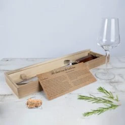 Dymund® Sabreer Sabel - RVS - Professioneel Champagnesabel - Incl. Bewaardoos - 44,5 Cm -Keuken Accessoires Verkoop 1200x1200 851