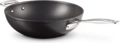 LE CREUSET - Les Forgees - Wokpan 30cm 18 LE CREUSET - Les Forgees - Wokpan 30cm -Keuken Accessoires Verkoop 1200x433