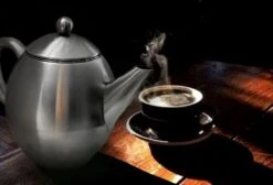 Vaja Valerie - Theepot Met Filter - Dubbelwandig - RVS - 1.2L 33 Vaja Valerie - Theepot Met Filter - Dubbelwandig - RVS - 1.2L -Keuken Accessoires Verkoop 1200x817 3