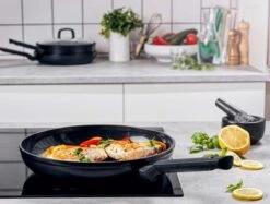 BK Easy Induction Ceramic Koekenpan - Ø28 Cm - PFAS-vrij 19 BK Easy Induction Ceramic Koekenpan - Ø28 Cm - PFAS-vrij -Keuken Accessoires Verkoop 1200x907 1