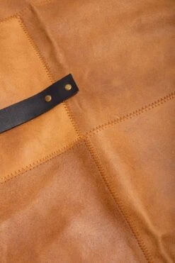 Leren Schort – Soepel Licht Bruin Leer - Barbecueschort - Kokschort - Kookschort – Keukenschort Man – 81 X 56 Cm 9 Leren Schort – Soepel Licht Bruin Leer - Barbecueschort - Kokschort - Kookschort – Keukenschort Man – 81 X 56 Cm -Keuken Accessoires Verkoop 800x1200 46