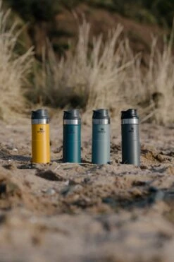 Stanley The Trigger-Action Travel Mug 0,35L Lagoon 7 Stanley The Trigger-Action Travel Mug 0,35L Lagoon -Keuken Accessoires Verkoop 800x1200 49