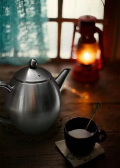 Vaja Valerie - Theepot Met Filter - Dubbelwandig - RVS - 1.2L 30 Vaja Valerie - Theepot Met Filter - Dubbelwandig - RVS - 1.2L -Keuken Accessoires Verkoop 857x1200 1