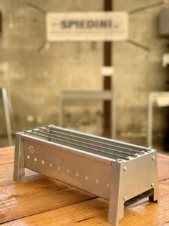 Spiedini Saté-bbq Bali 40 Mini - Kleine, Smalle Houtskoolbarbecue Met Horizontaal Rooster Voor Sate Of Andere Spiesjes - 40 Cm Lang, 11 Cm Breed, 14 Cm Hoog - Ideaal Voor Tuin- Of Open Haard, Of Balkon - Materiaal: Gealuminiseerd Ijzer -Keuken Accessoires Verkoop 900x1200 13