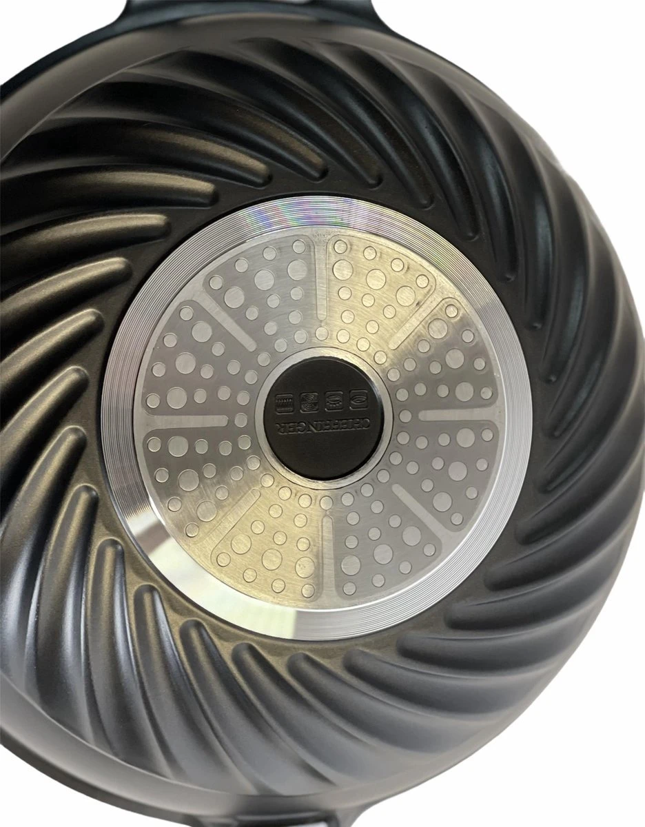 Cheffinger Wokpan Met Deksel - 32cm - Zwart - Pan - Keukenaccessoires 9 Cheffinger Wokpan Met Deksel - 32cm - Zwart - Pan - Keukenaccessoires - Afbeelding 7